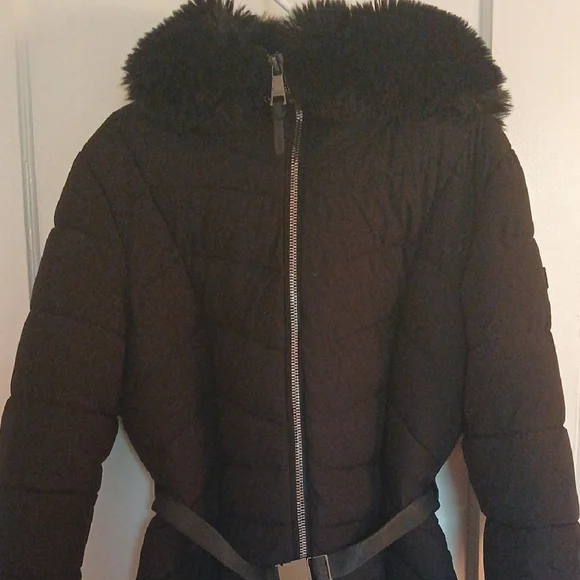 DKNYC Black Puffer Jacket Sleek Insulated Design - Picture 5 of 16